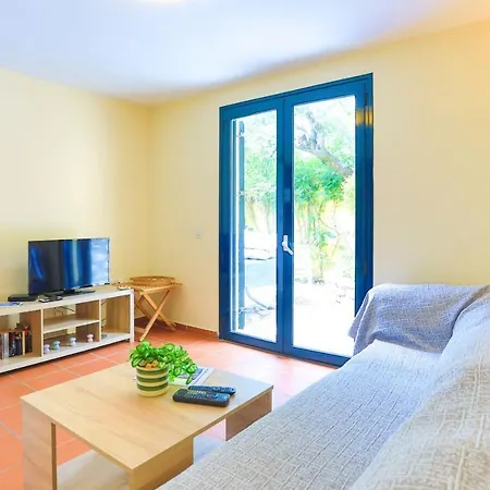 Tina Apartment Barbati